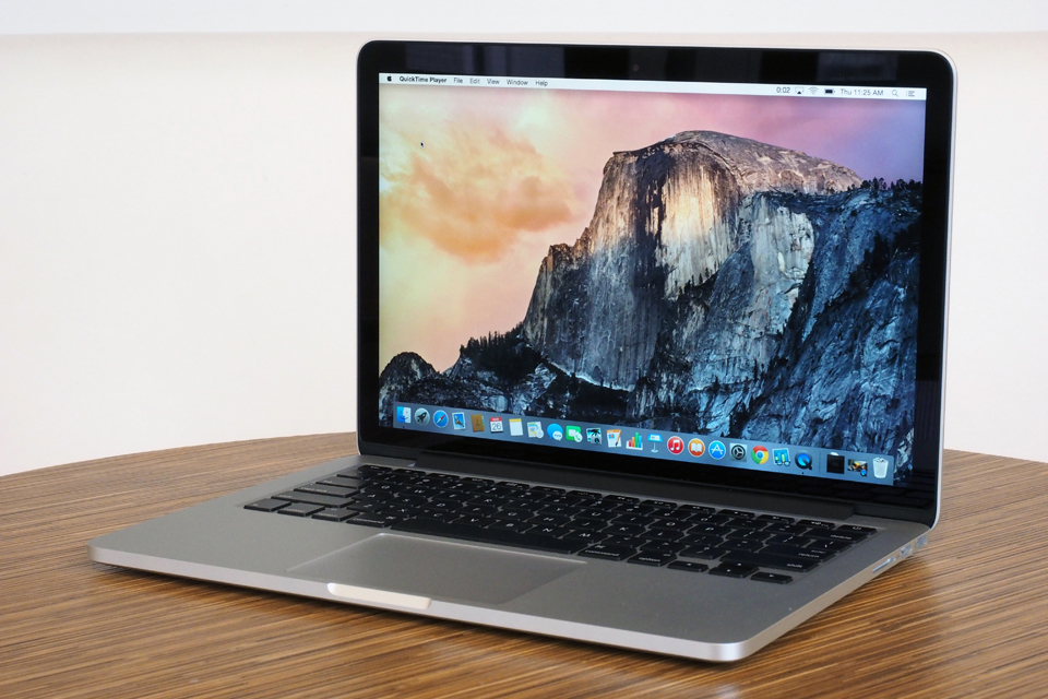 Macbook Pro de 13.3″ con procesador Intel i7 de 3.1 Ghz y 500GB de