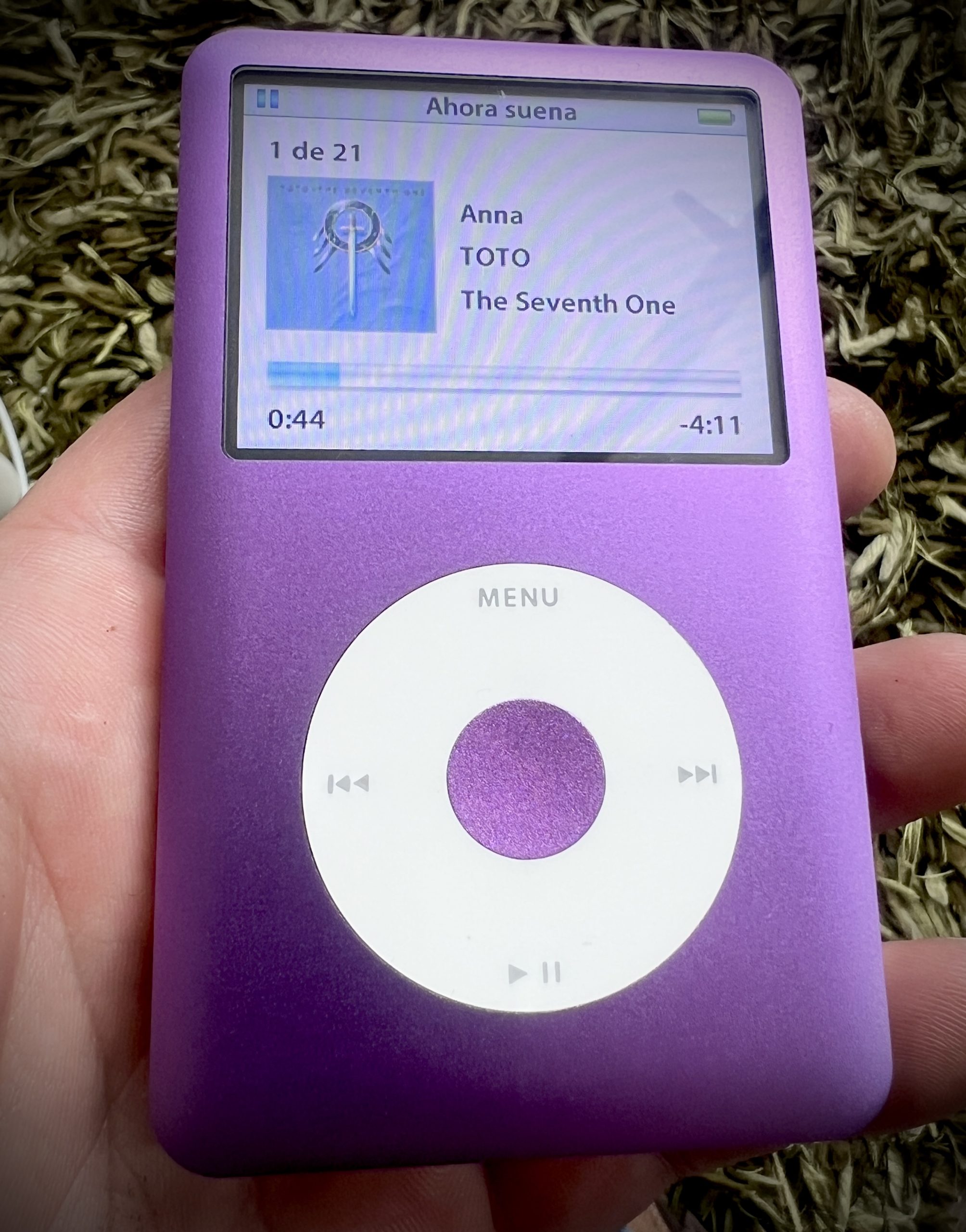 iPod Lila / Silver con 128GB de Almacenamiento y Batería de 2.000mAh.